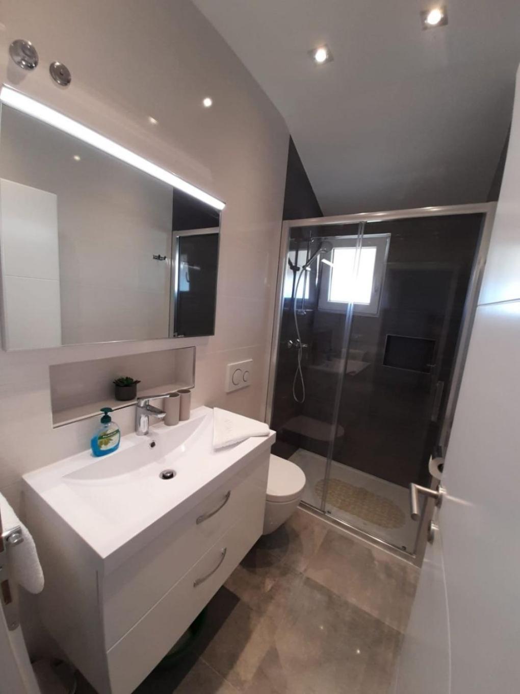 Apartment Bilja Rogoznica  Eksteriør bilde