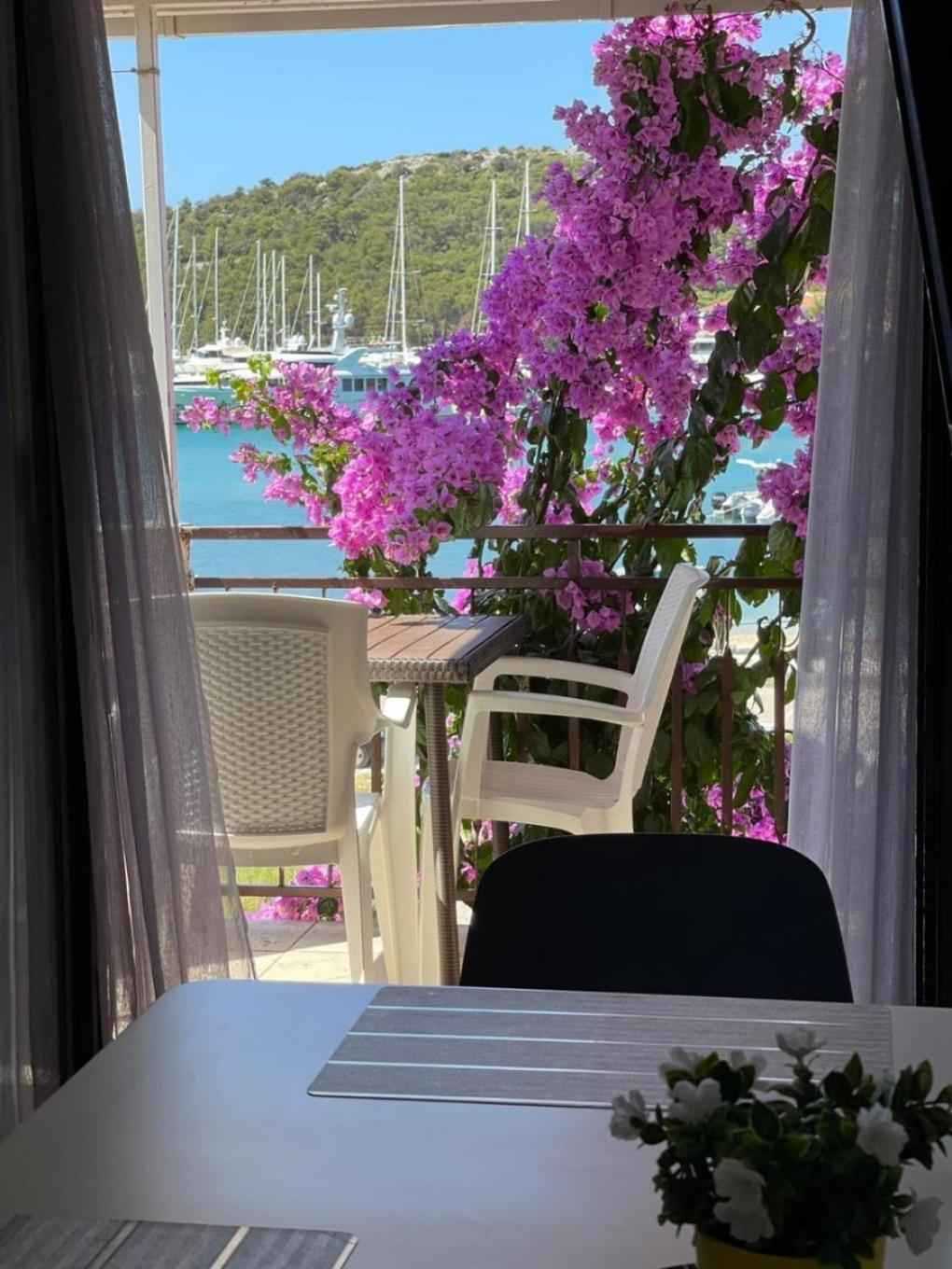 Apartment Bilja Rogoznica  Eksteriør bilde